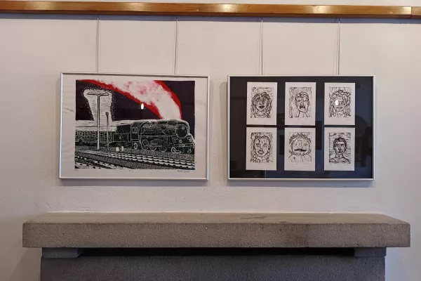 výstava absolventsjé práce vo Galerie M říjen 20025